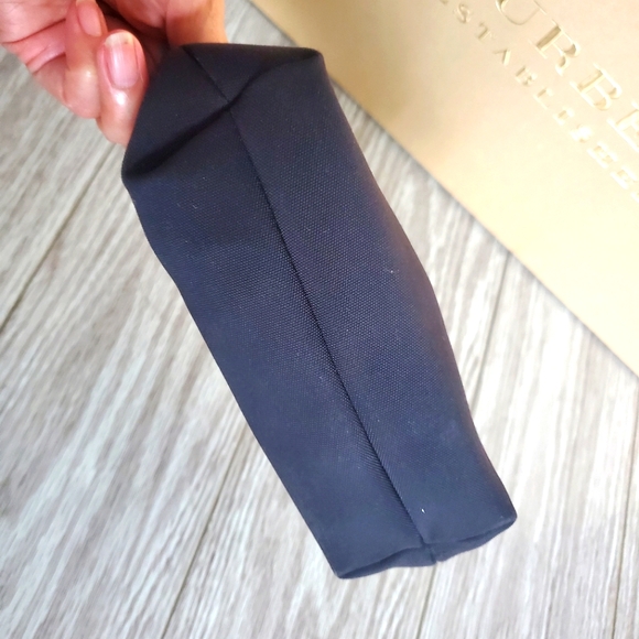 Ferregamo Bundle - Picture 3 of 16